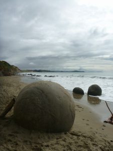 Moeraki boulders
