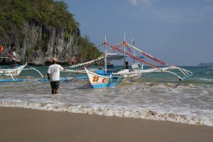The Filipino design of boat with wave stabilisers